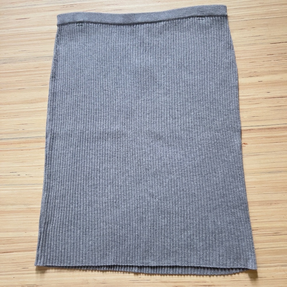 NWT Eileen Fisher extra fine merino wool ribbed pencil skirt M knee length gray